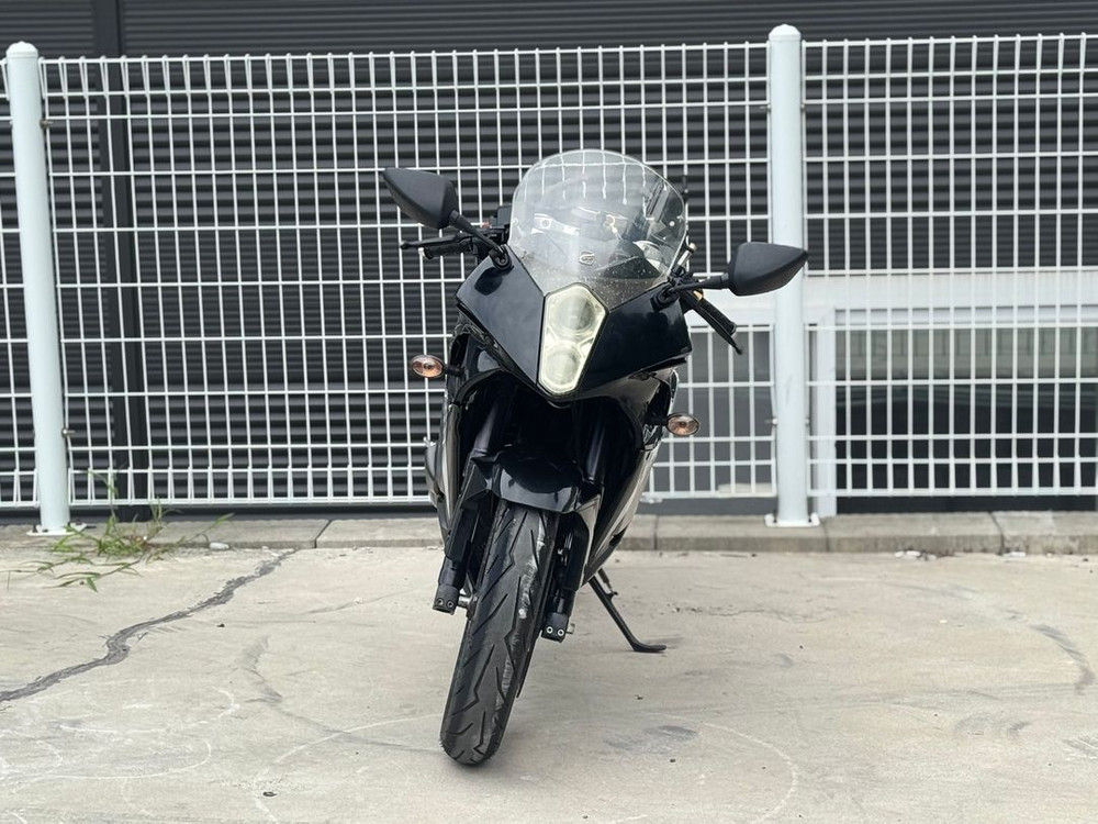 코멧125rc 16년식 1.6만키로 블랙차량 판매합니다 이미지