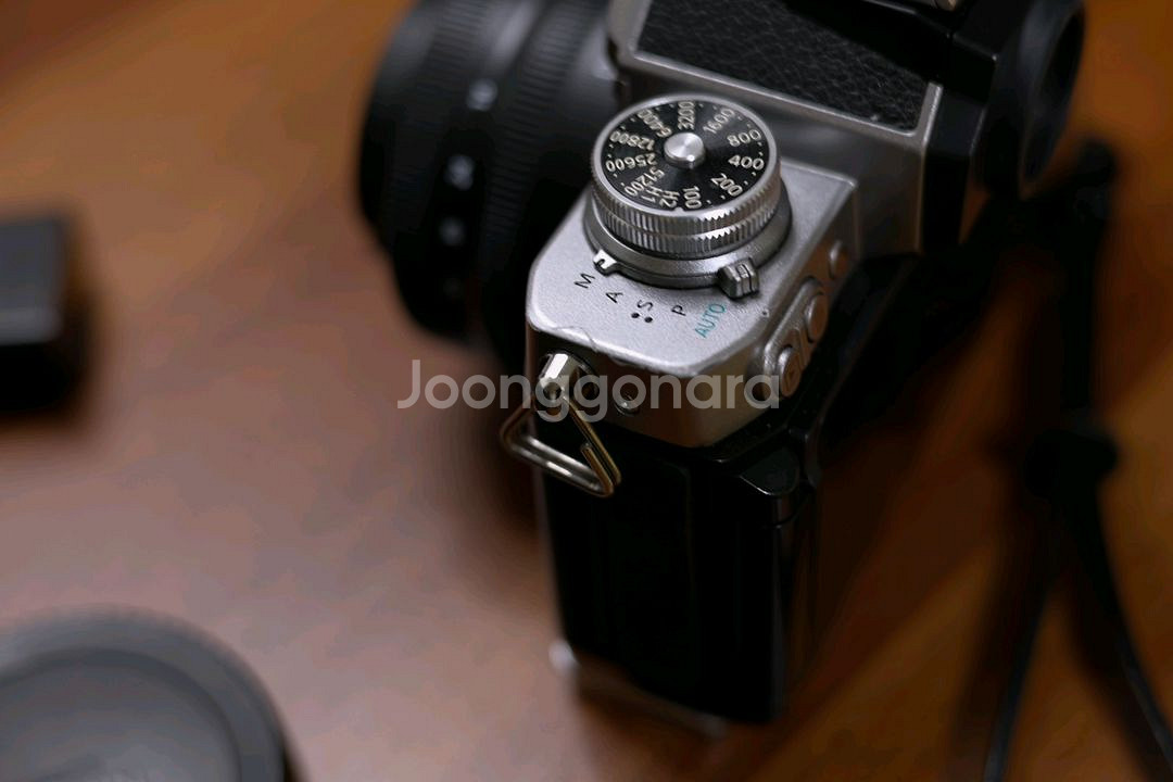 니콘 zfc 16-50, 50-250 판매합니다--3