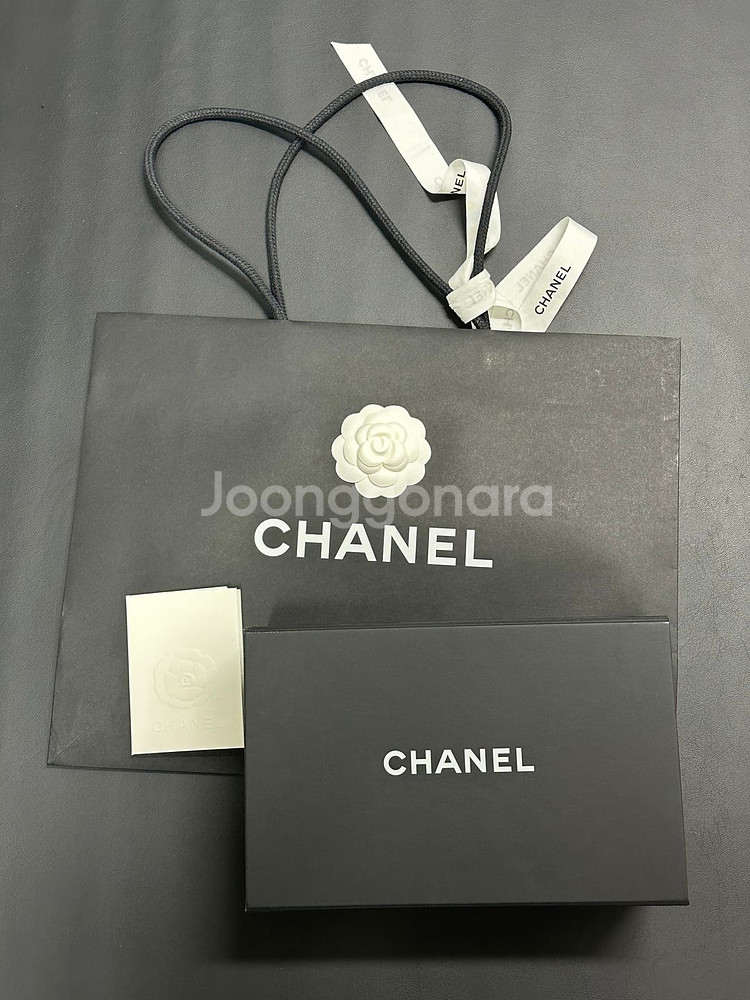 [정품] 샤넬 뉴미니 스윗 하트볼 램스킨--3