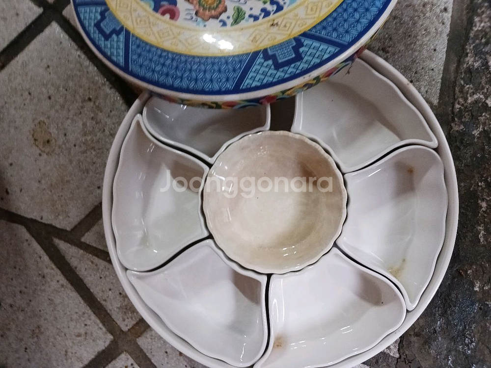 7첩 칸 자기 다과 그릇--1
