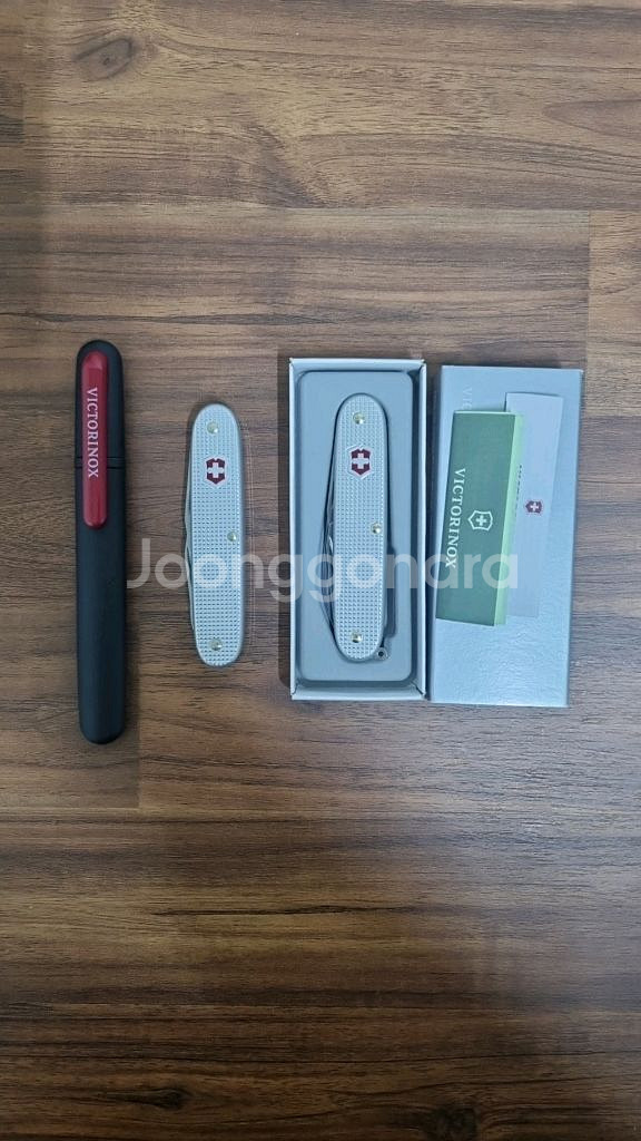 빅토리녹스 솔져, 컴페니언 슬림 알록스, 샤프너--0