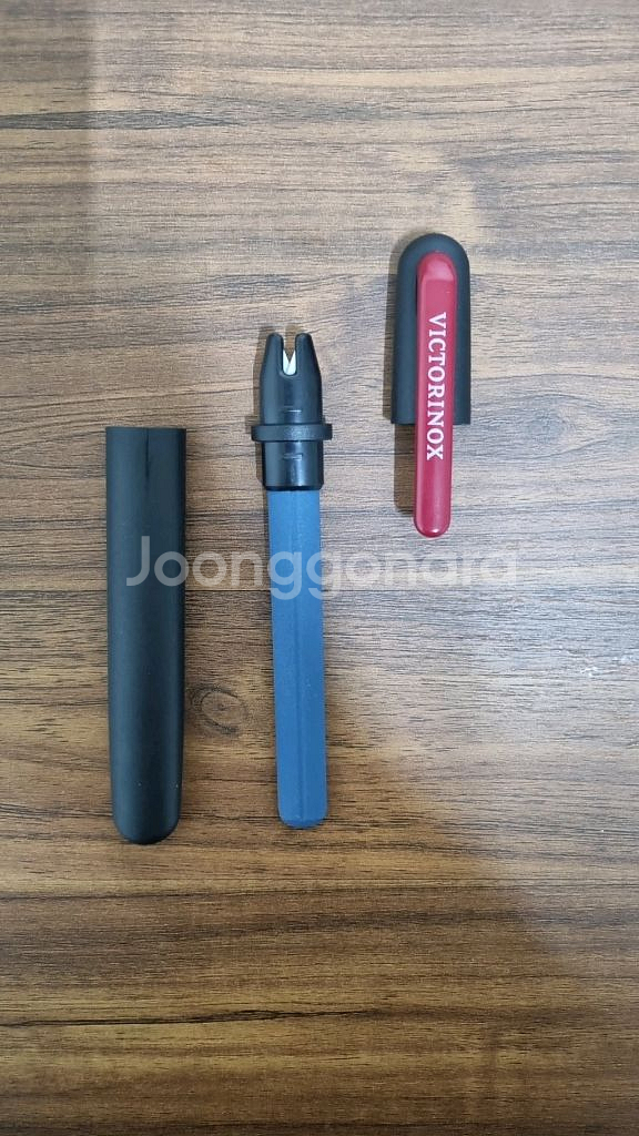 빅토리녹스 솔져, 컴페니언 슬림 알록스, 샤프너--3