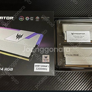 에이서프레데터 DDR4 CL14 8Gx2