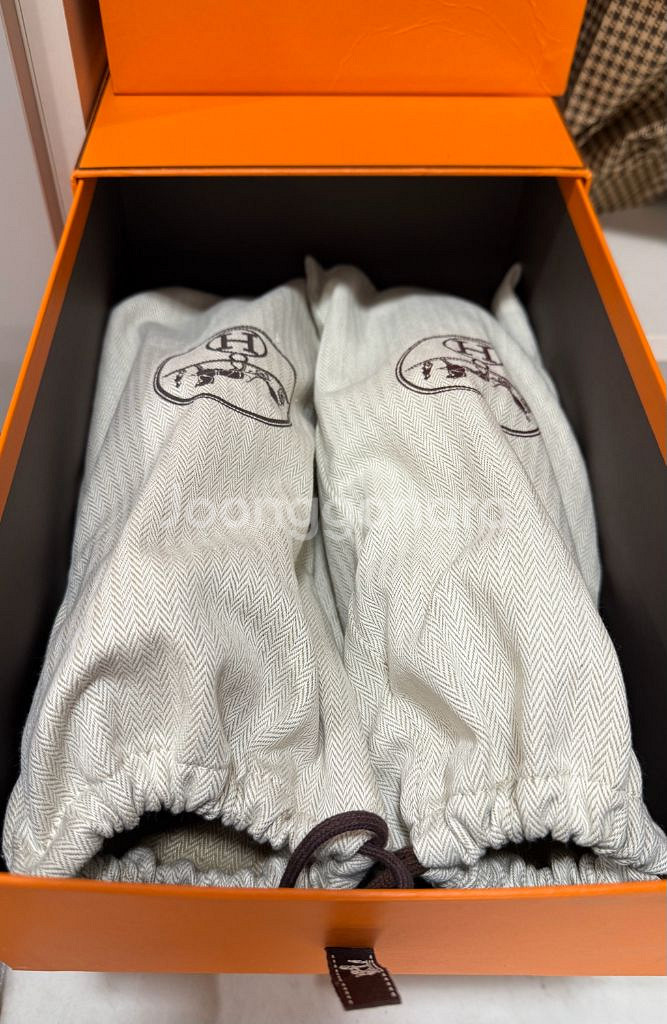 에르메스 파리로퍼 블랙 은장 39반 사이즈--9