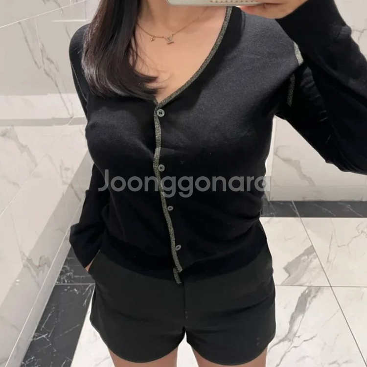 쿠넬 비즈 라인 펄 브이넥 가디건--0