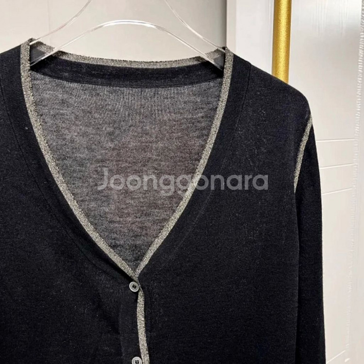 쿠넬 비즈 라인 펄 브이넥 가디건--5