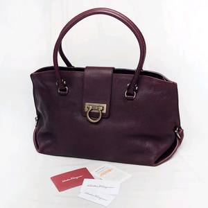 페라가모 소피아 간치니 토고가죽 빅토트.숄더백