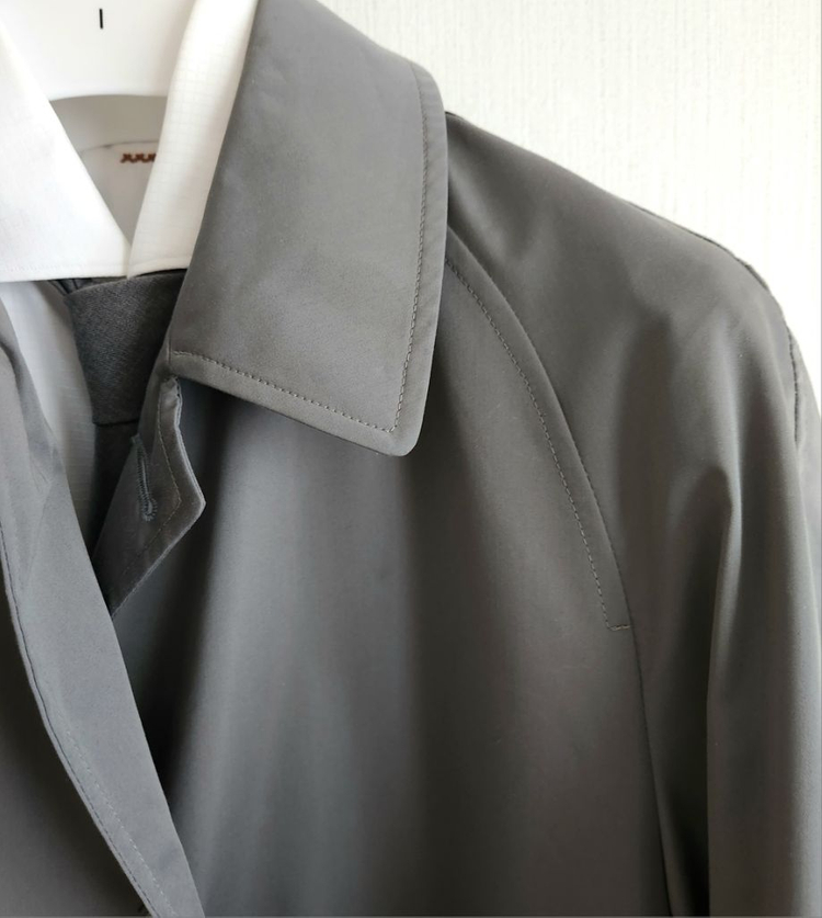 꼬르넬리아니 블랙라벨 도브그레이 발바칸 방수 코트 이미지