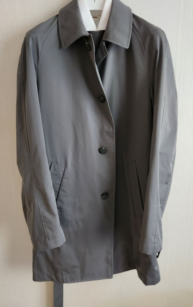 꼬르넬리아니 블랙라벨 도브그레이 발바칸 방수 코트 이미지