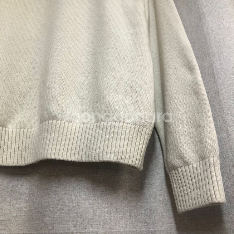 리 루즈핏 아이보리 니트 스웨터 M--7