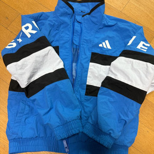 아디다스키즈점퍼 130 유아바람막이 초등바람막이