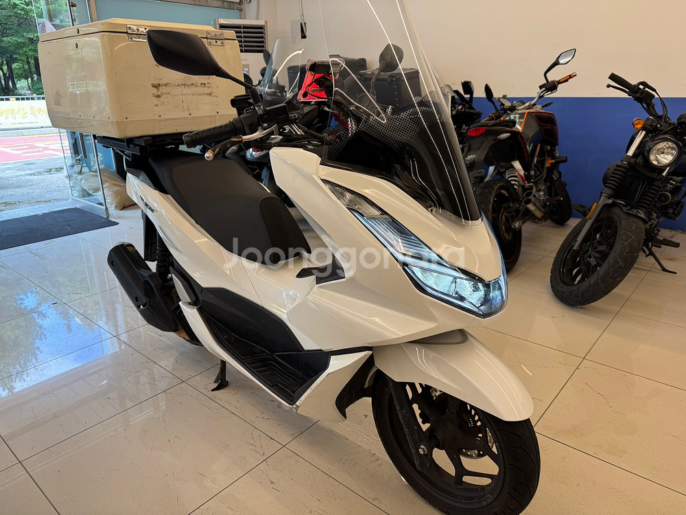 24년식 pcx 팝니다 배달셋팅완료--2