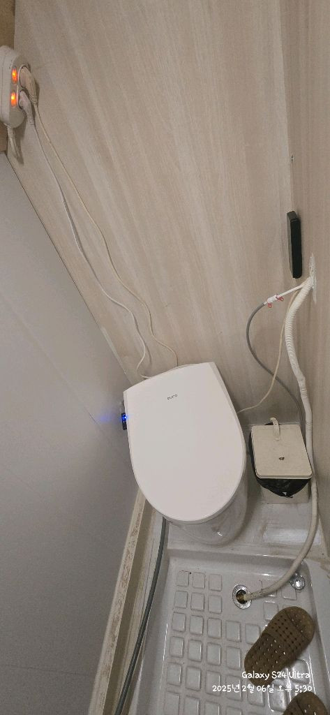 유니버스 노블 캠핑카 이미지