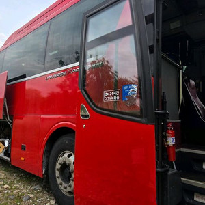 유니버스 노블 캠핑카