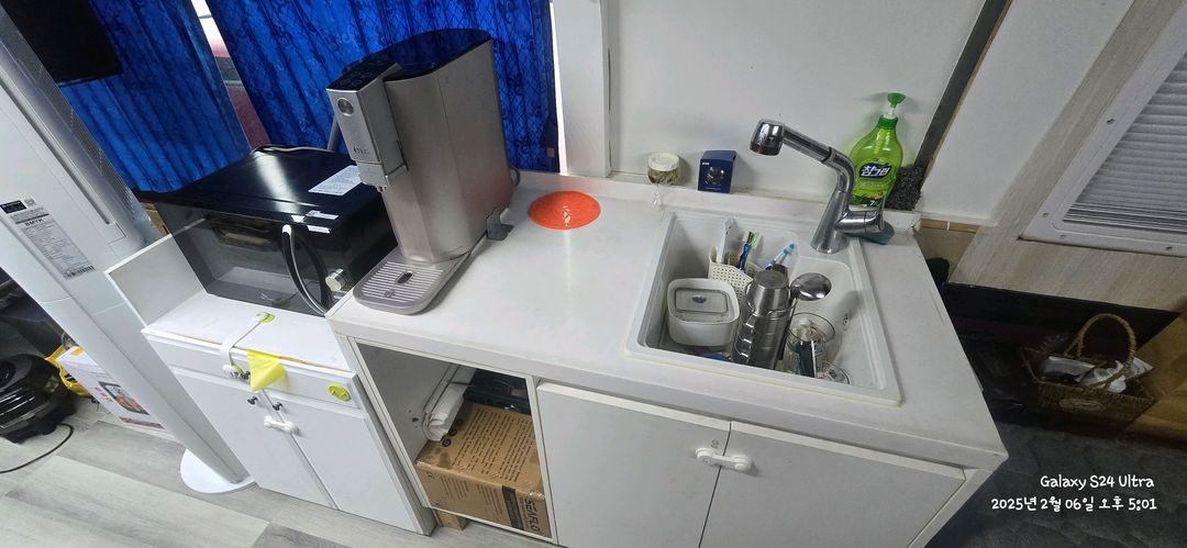 유니버스 노블 캠핑카 이미지