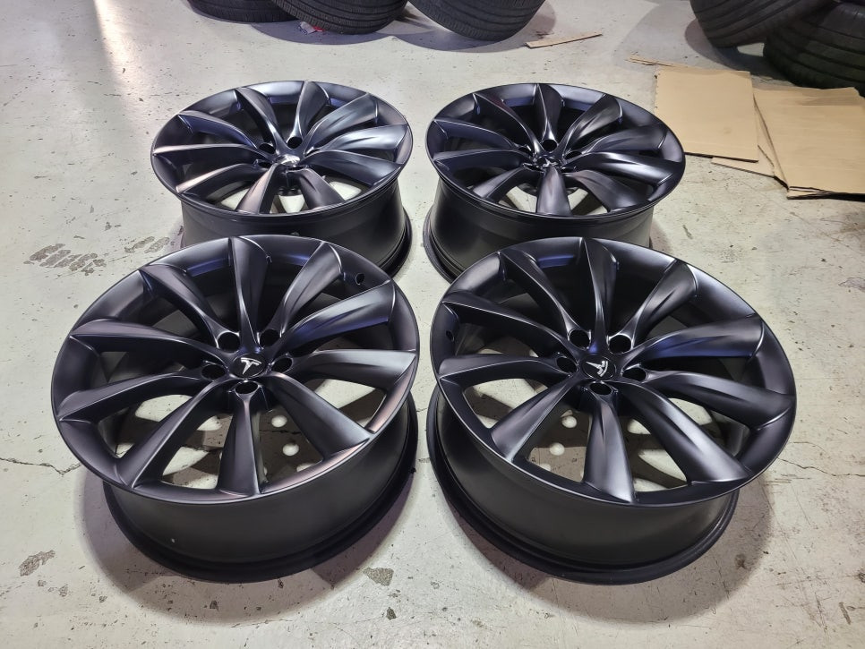 테슬라 모델X 22인치 순정품휠 한대분 이미지