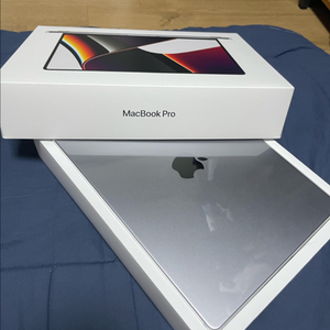 MacBook Pro14 M1Pro(램32GB/512)