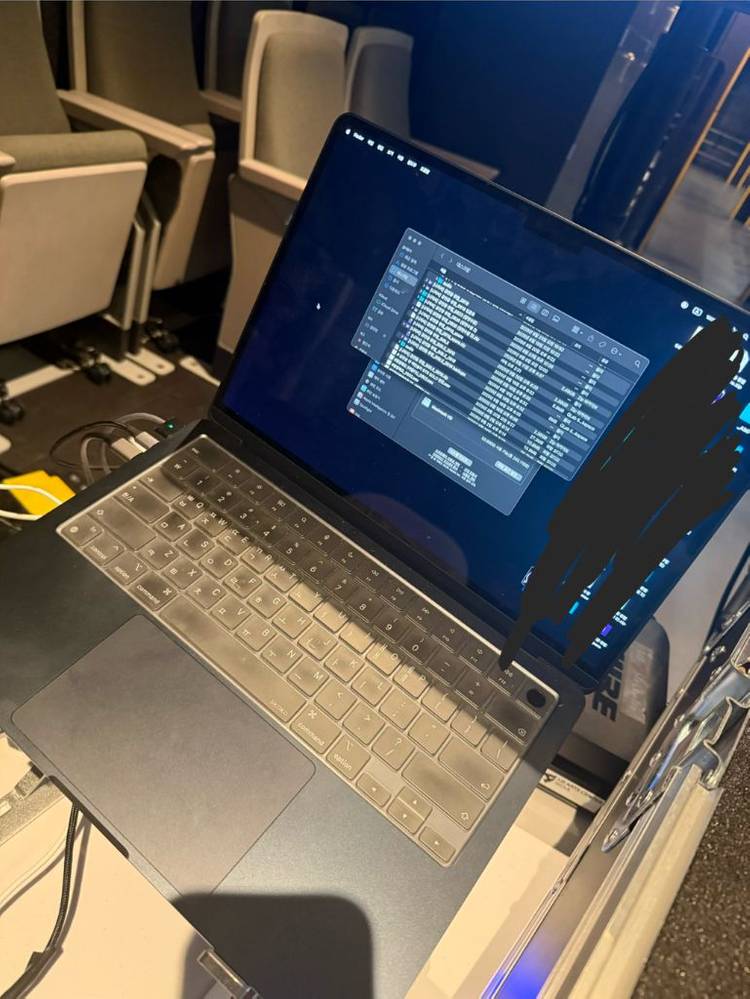 2022 M2 맥북에어 13인치 256GB 16GB 이미지