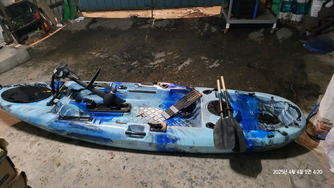 칸쿤 씨크래프트 10피트 페달카약 판매합니다--1