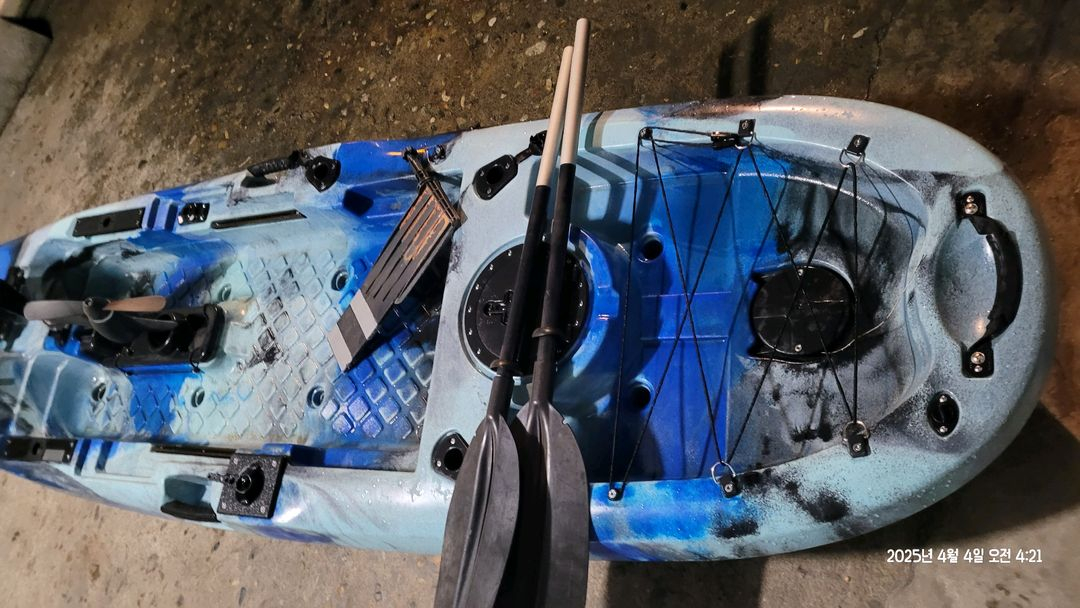 칸쿤 씨크래프트 10피트 페달카약 판매합니다--2