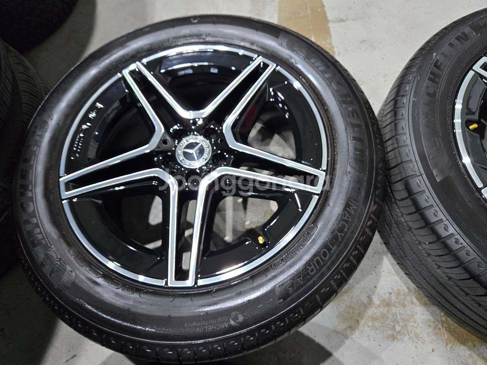 벤츠GLE AMG 20인치 순정 휠타이어 판매합니다--3