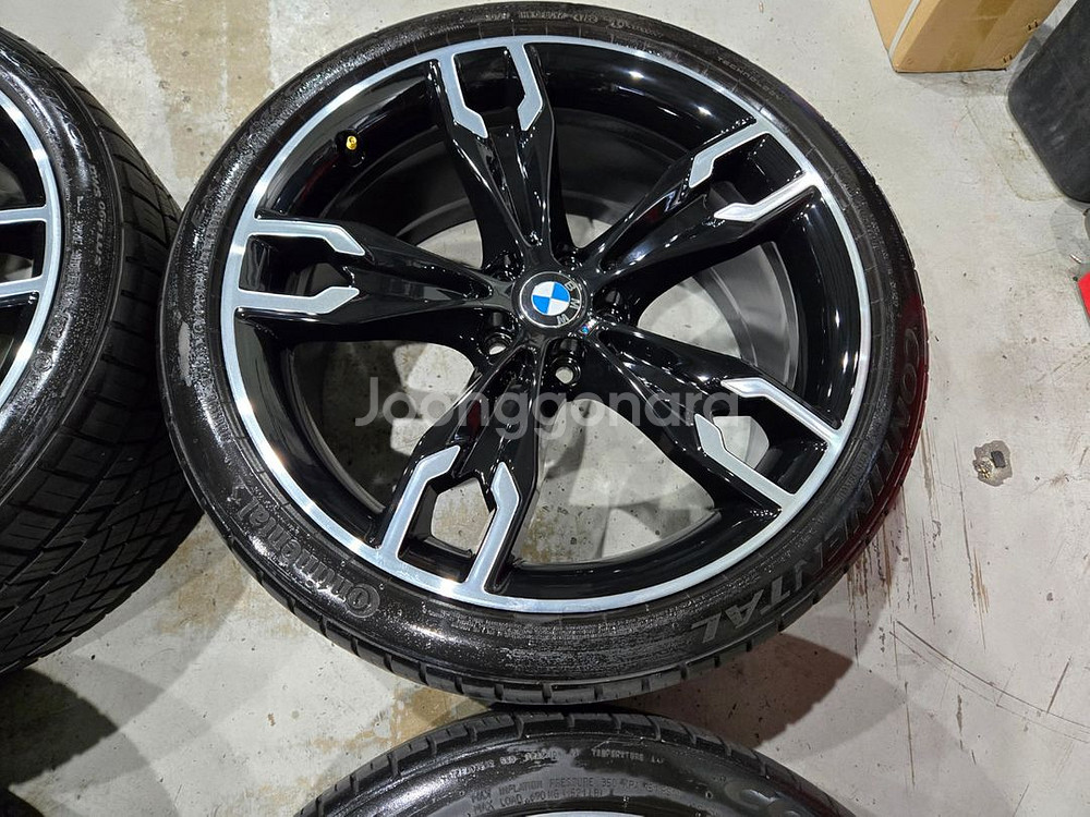 BMW G30 5시리즈 668M 20인치 순정 휠타이어--2