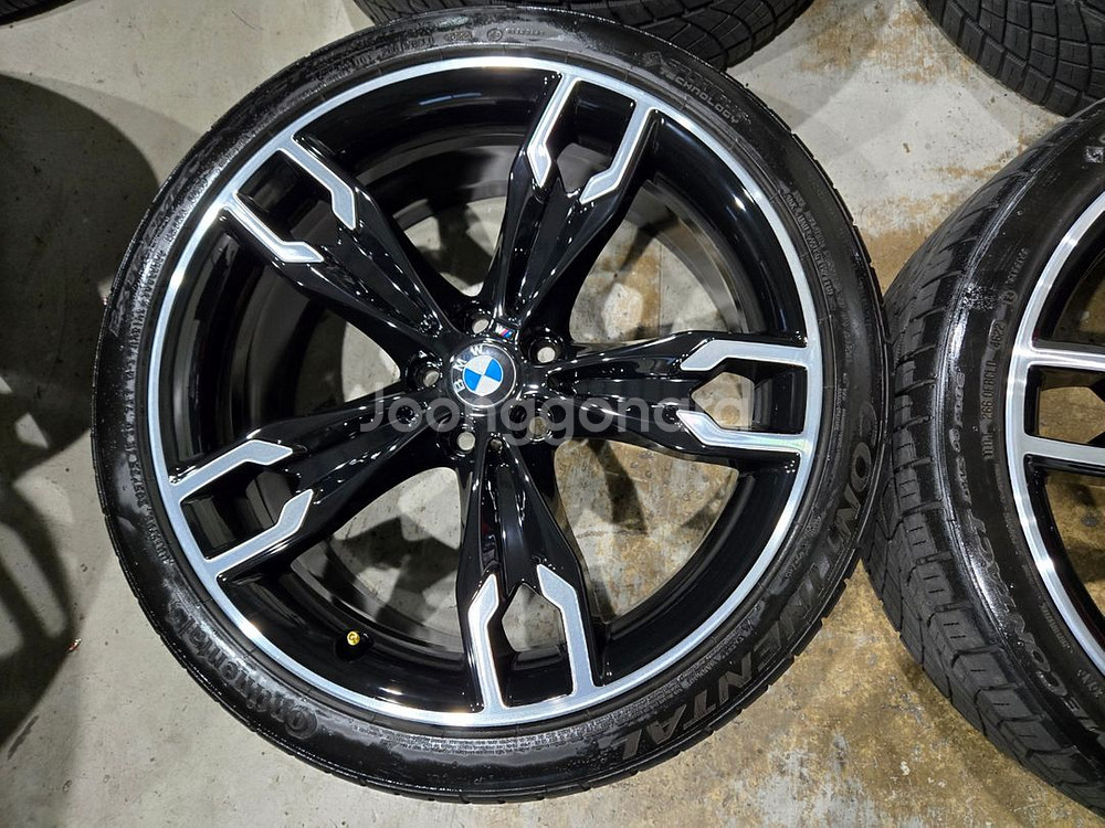 BMW G30 5시리즈 668M 20인치 순정 휠타이어--4