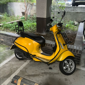 베스파 15년식 프리마베라 무광옐로우