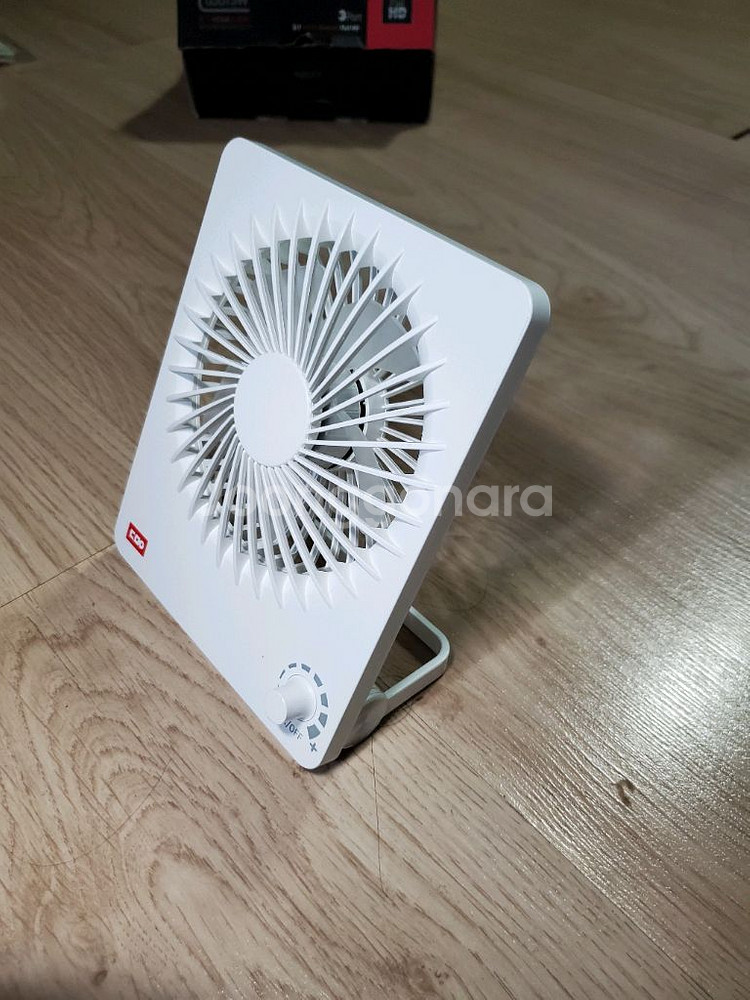 CDO 접이식 탁상용 미니 선풍기--1