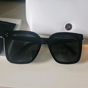 젠틀몬스터 허 her 정품