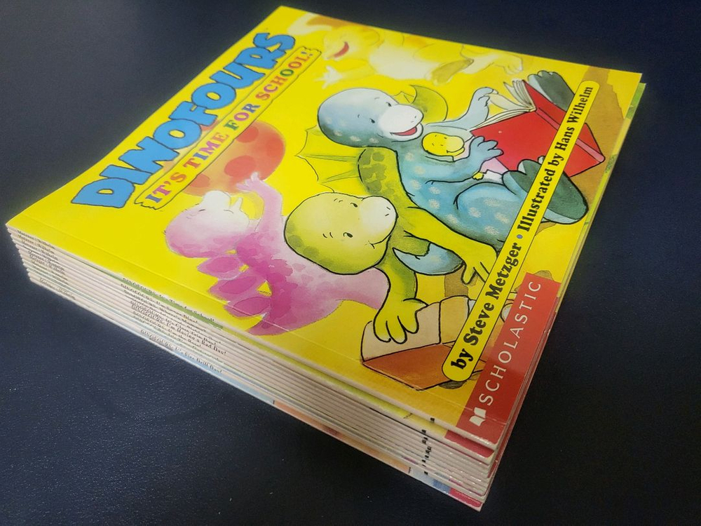 dinofours 12권 . 시디. 공룡유치원 영문책--1