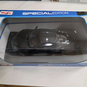 1:18 다이캐스트 마이스토 쉐보레 콜벳 스팅레이