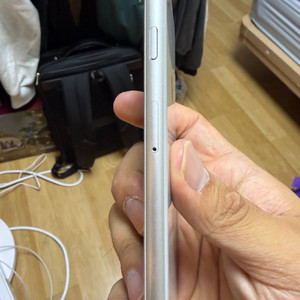 아이폰8 64GB 화이트 판매합니다.