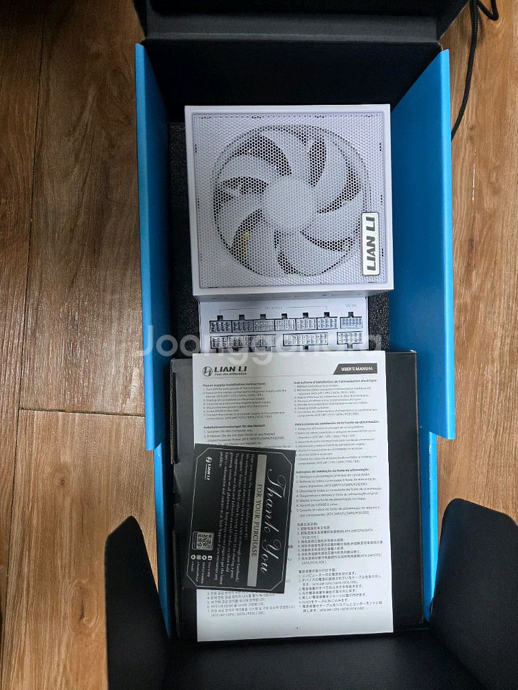 리안리 850w 플래티넘 화이트 파워 atx3.1--0