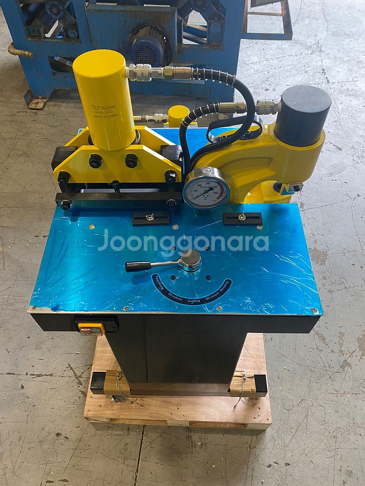 부스바 가공기 팝니다. 절단 절곡 밴딩 펀칭--0