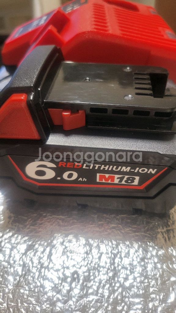 밀워키 OEM 배터리1개 충전기1개충전기는 듀얼 충전기--3