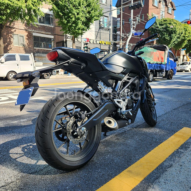 24년식 CB125R 4800km대 판매합니다.폐지완료--6