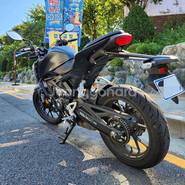 24년식 CB125R 4800km대 판매합니다.폐지완료--5