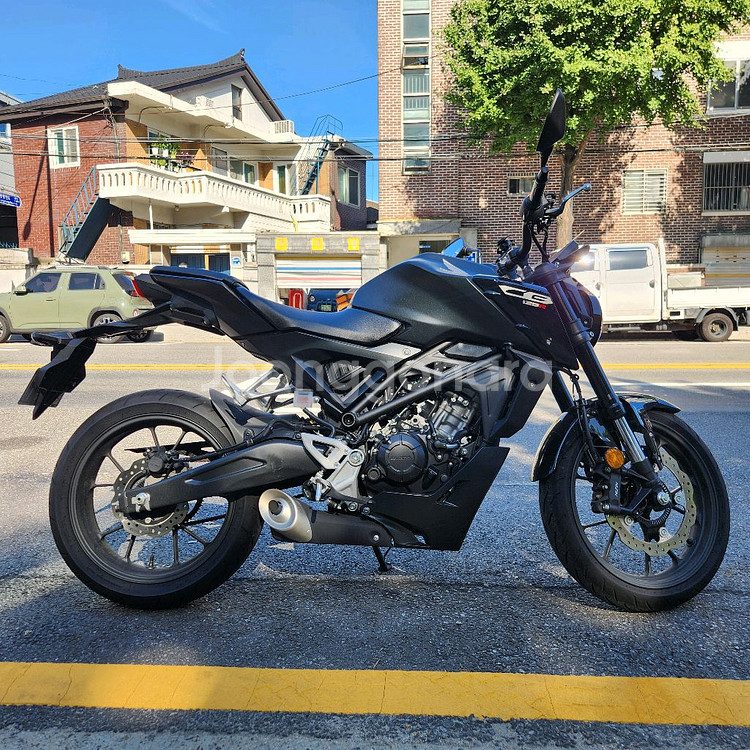 24년식 CB125R 4800km대 판매합니다.폐지완료--1