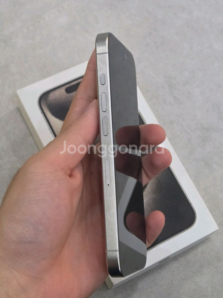 아이폰 15프로 256 (25년 7월제조)--3