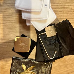 샤넬 수블리마지 워크샵 기프트(가방걸이,거울,미니타월)