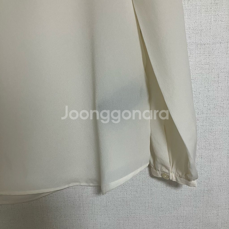 폴로랄프로렌 아이보리 블라우스 (XS)--2