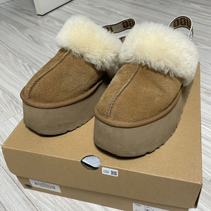 UGG 어그 펀케트 슬라이드 체스트넛 US9