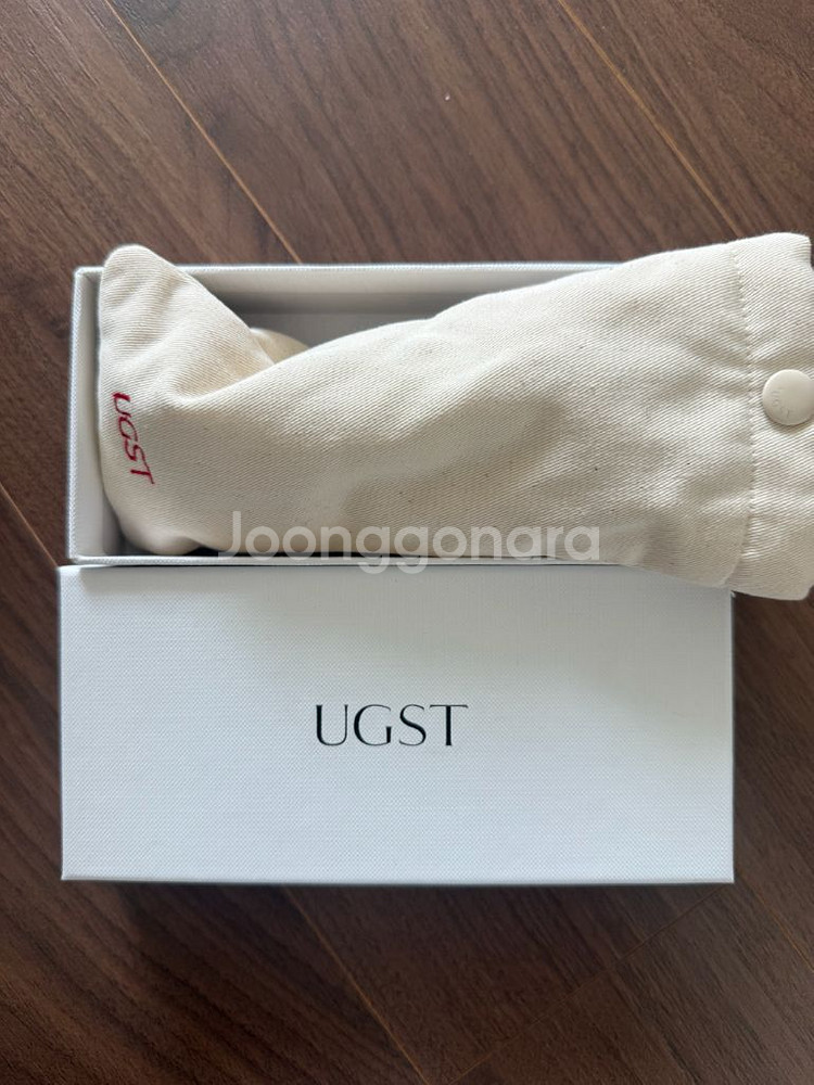 어그스트 선글라스--0