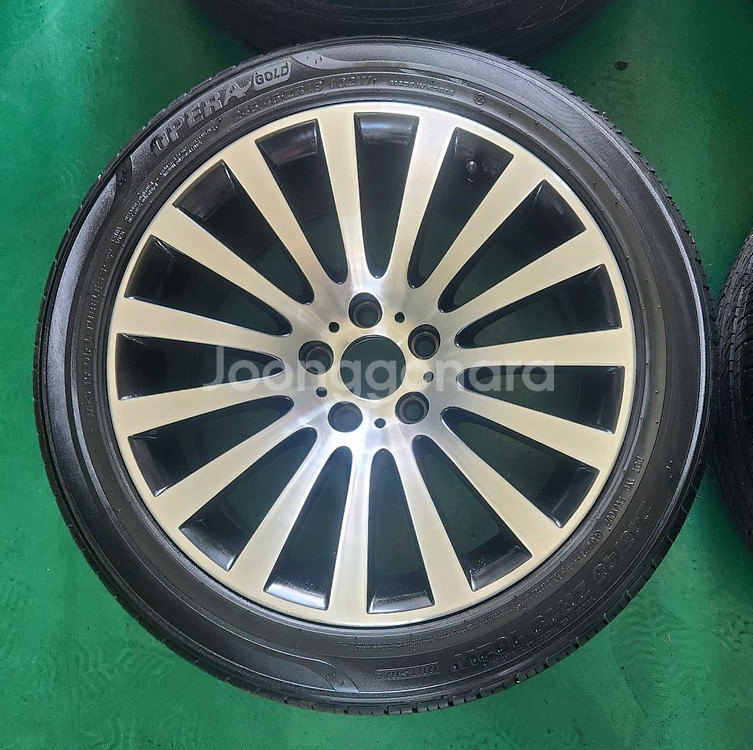 BMW 7시리즈 19인치 휠타이어 한대분 판매--2