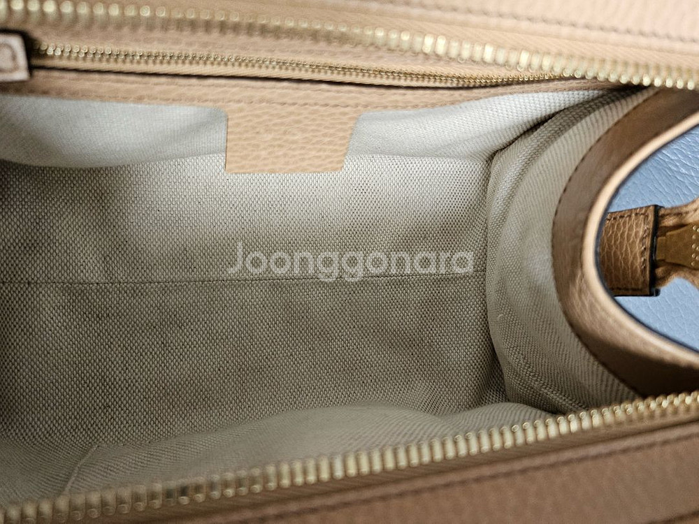 구찌 소호 토트백--4