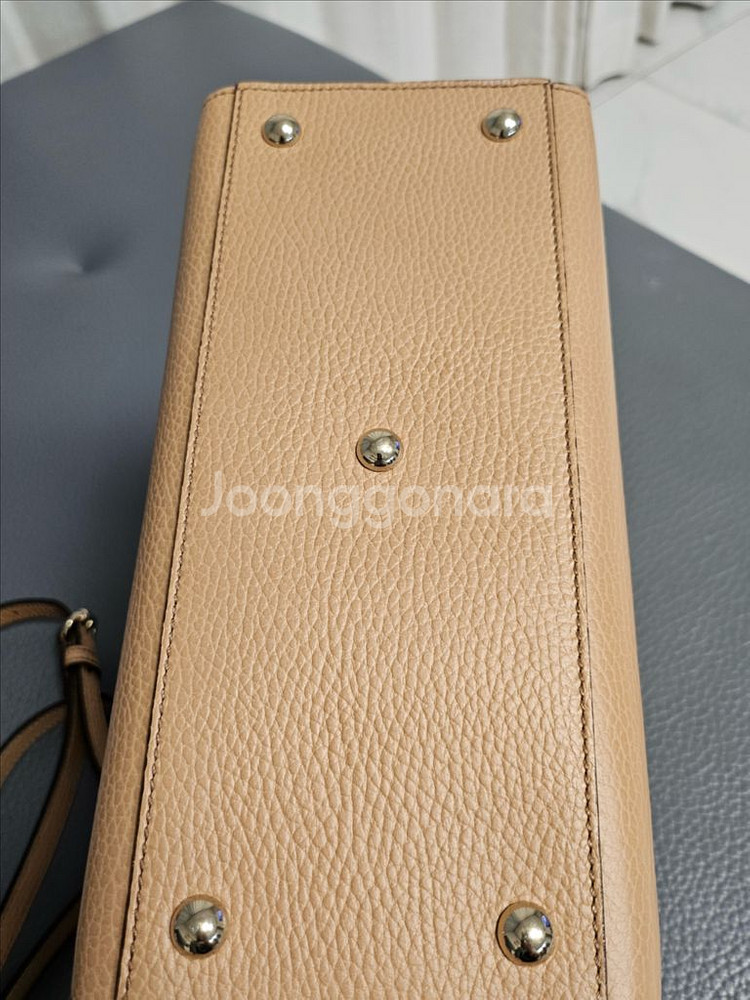 구찌 소호 토트백--3