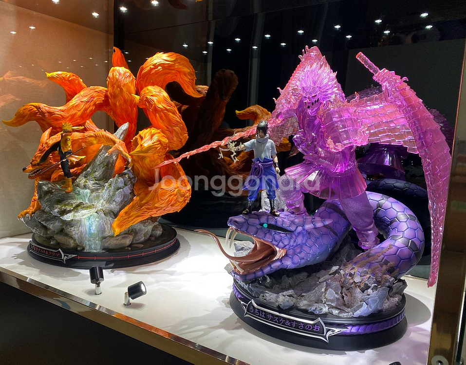 티문 나루토 정품 피규어 100만원--1