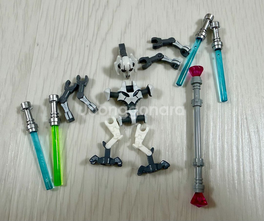 레고 75286 그리버스 판매합니다.--0