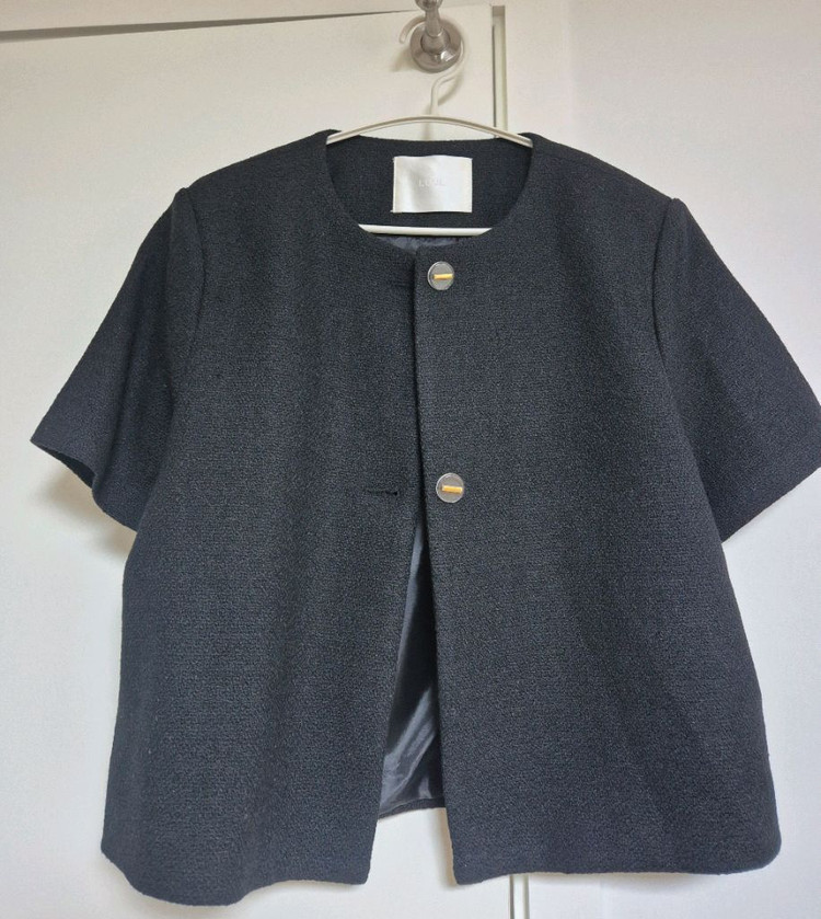 (새상품)케이클럽 반팔 트위드자켓 블랙 이미지